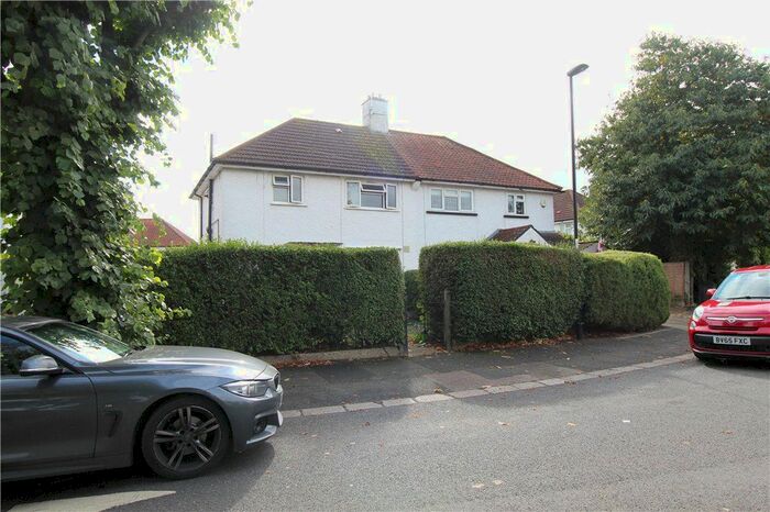 3 Bedroom Semi-Detached House To Rent In Cooper Road, Croydon, CR0