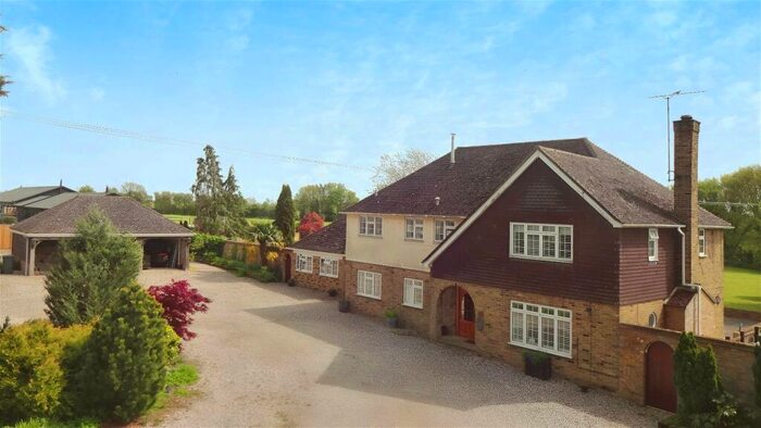 5 Bedroom Detached House For Sale In Boyton Cross, Roxwell, Chelmsford, CM1