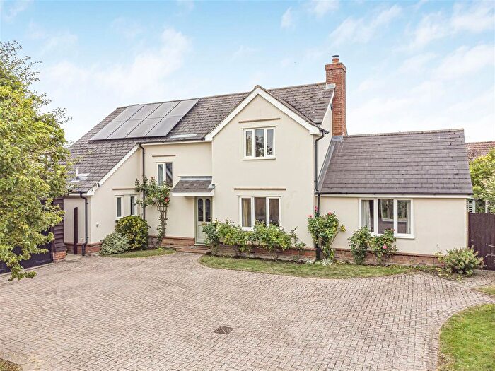 4 Bedroom Detached House For Sale In Spicers Close, West Wratting, Cambridge, CB21