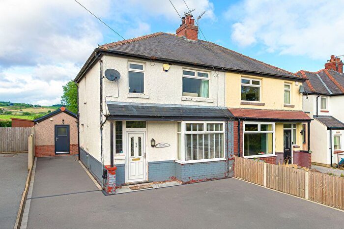 3 Bedroom Semi-Detached House For Sale In Lynton Cottage, Otley Road, Bingley, BD16