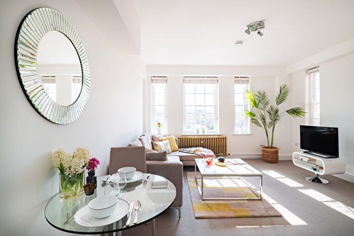 1 Bedroom Flat To Rent In Dolphin Square, Chichester Street, London, SW1V