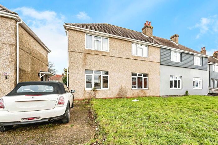 3 Bedroom Semi Detached House For Sale In Wodehouse Road, Southampton, SO19