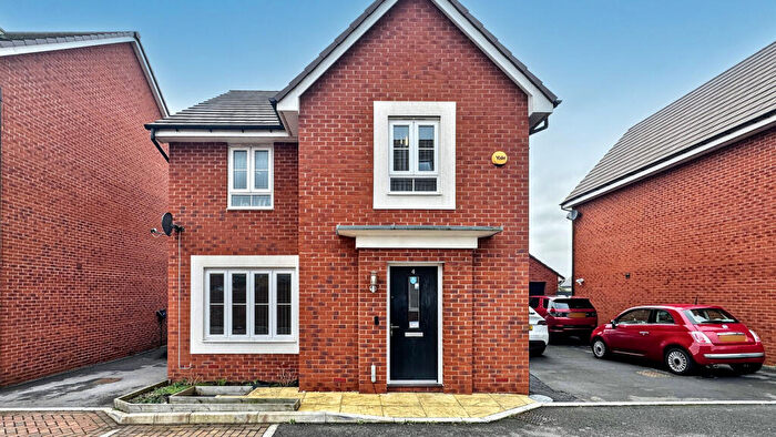 4 Bedroom Detached House To Rent In Ten Acre Rise, Patchway, Bristol, Gloucestershire, , Gb, BS34