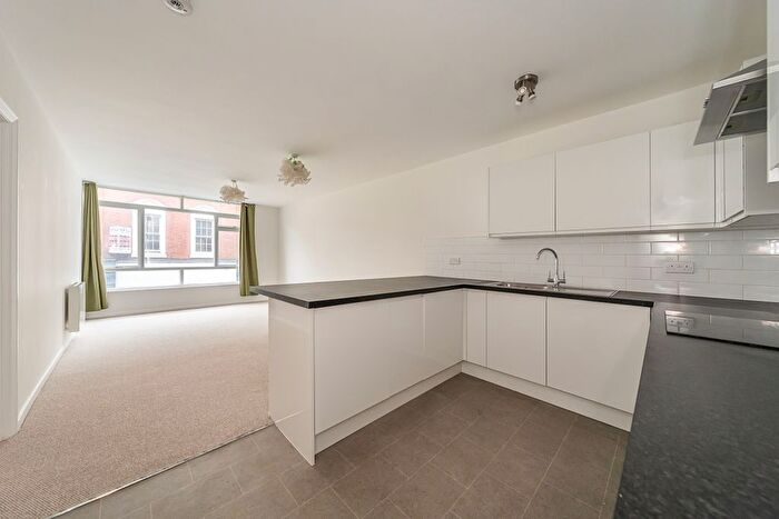 2 Bedroom Flat To Rent In Strutton Ground, London, SW1P