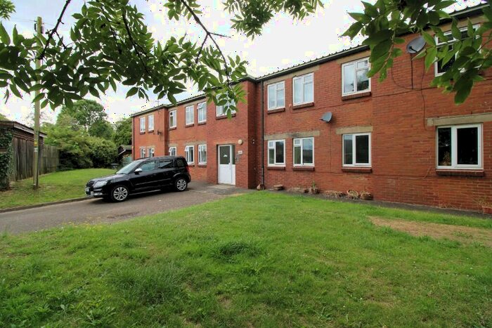 3 Bedroom Apartment For Sale In Ash Tree Road, Caerwent, NP26