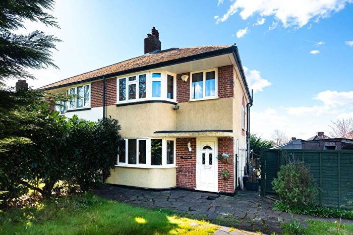 3 Bedroom Semi-detached House For Sale In Bickley Road, Bickley, Bromley, BR1