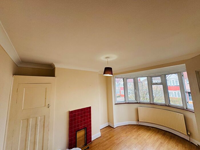 3 Bedroom End Terrace House To Rent In Drake Road, Harrow, HA2