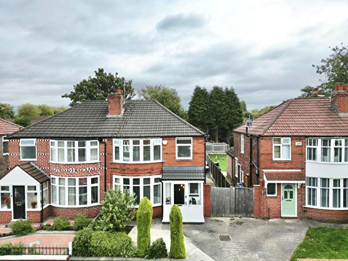 3 Bedroom Semi-Detached House For Sale In Ashdene Road, Manchester, M20