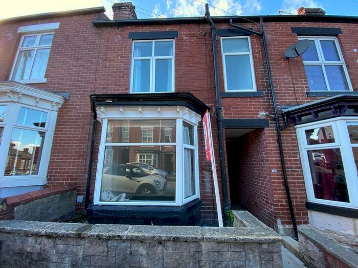 3 Bedroom House To Rent In Murray Road, Banner Cross, S11
