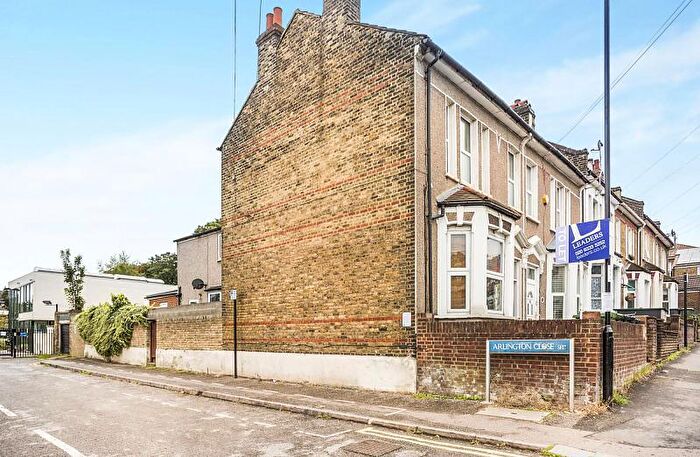 2 Bedroom Flat To Rent In Ennersdale Road, London, SE13