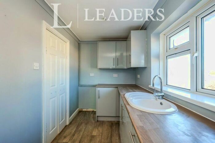 1 Bedroom Apartment To Rent In Purbrook Way, PO9