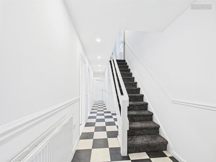 3 Bedroom Terraced House To Rent In Paynesholm, Peterborough, PE4