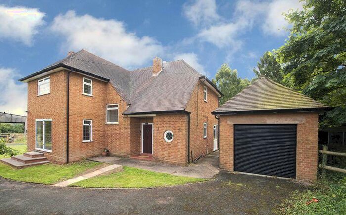 4 Bedroom Detached House To Rent In Enville Road, Kinver, DY7