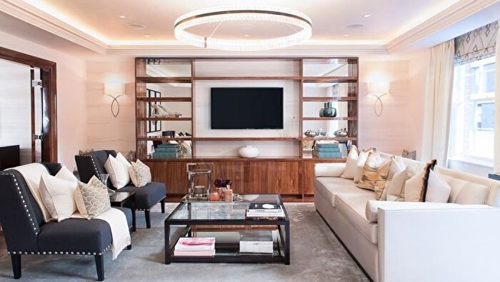 2 Bedroom Flat To Rent In Grosvenor Hill, Mayfair, London, W1K