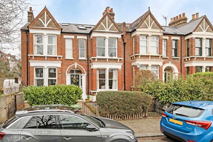 4 Bedroom Terraced House For Sale In Ravensbourne Road, Forest Hill, SE6