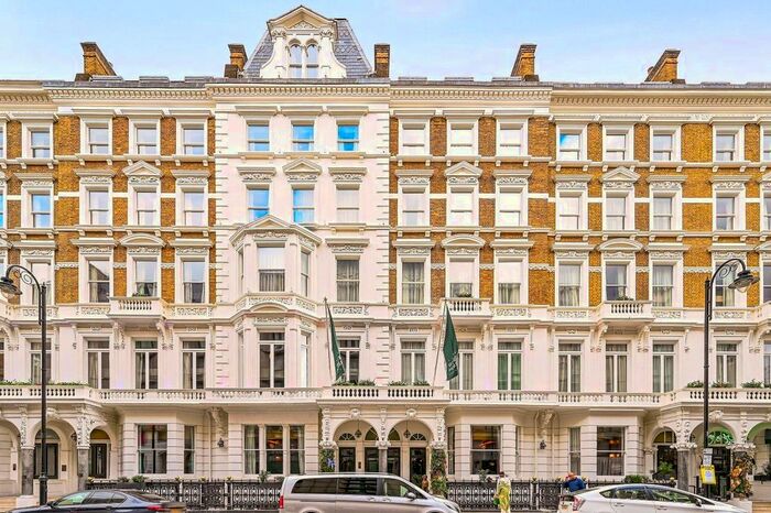 Studio To Rent In Harrington Gardens, South Kensington, SW7