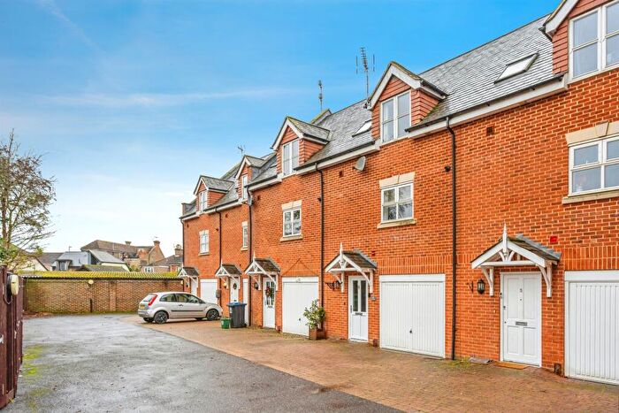 3 Bedroom Town House For Sale In Priory Mews, Haywards Heath, RH16