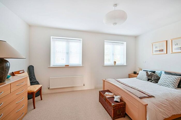 3 Bedroom Terraced House For Sale In Meyers Close, Slough, SL3