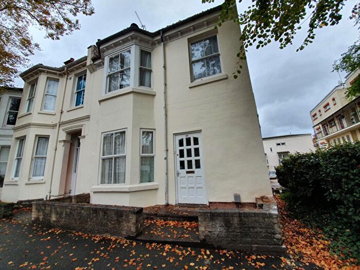 8 Bedroom End Of Terrace House To Rent In Leicester Street, Leamington Spa, CV32