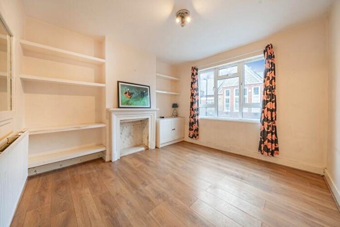 1 Bedroom Flat To Rent In Marmont Road Peckham, SE15