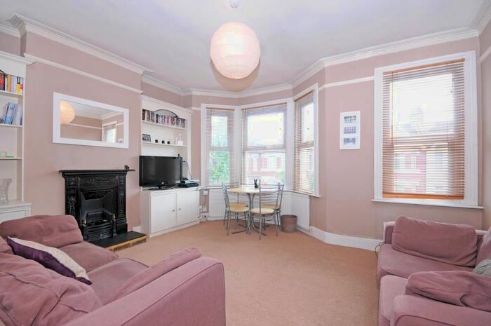 1 Bedroom Flat To Rent In St. Kilda Road, London W13