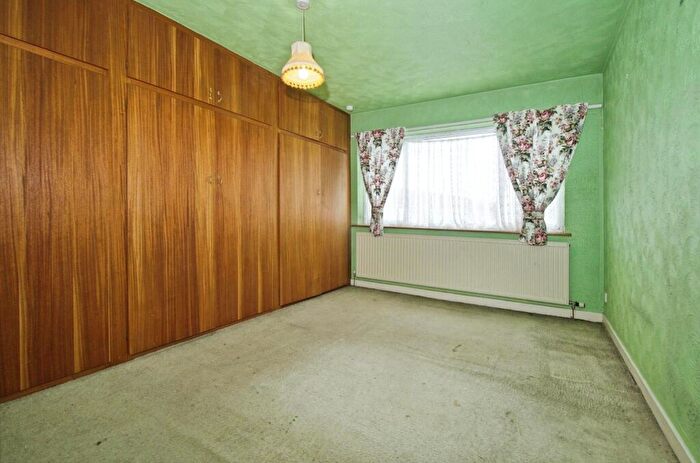 3 Bedroom End Of Terrace House For Sale In Bryn Pinwydden, Cardiff, CF23