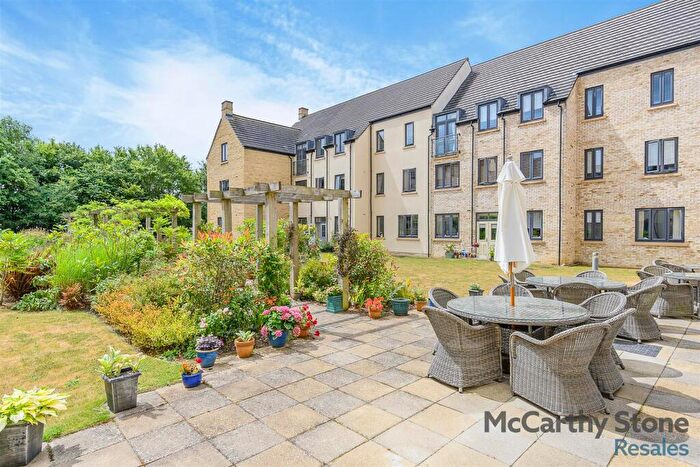 1 Bedroom Apartment For Sale In Watson Place, Trinity Road, Chipping Norton, Oxfordshire, OX7