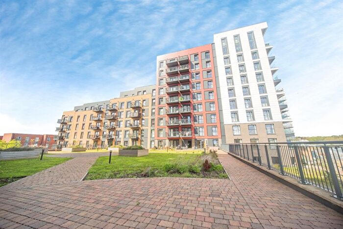 1 Bedroom Flat For Sale In Meridian Way, Southampton, SO14