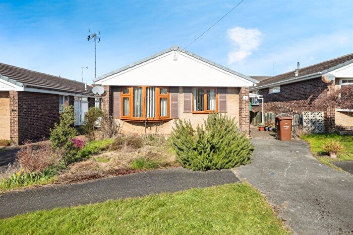 3 Bedroom Detached Bungalow For Sale In East Dale Close, Hemsworth, Pontefract, WF9