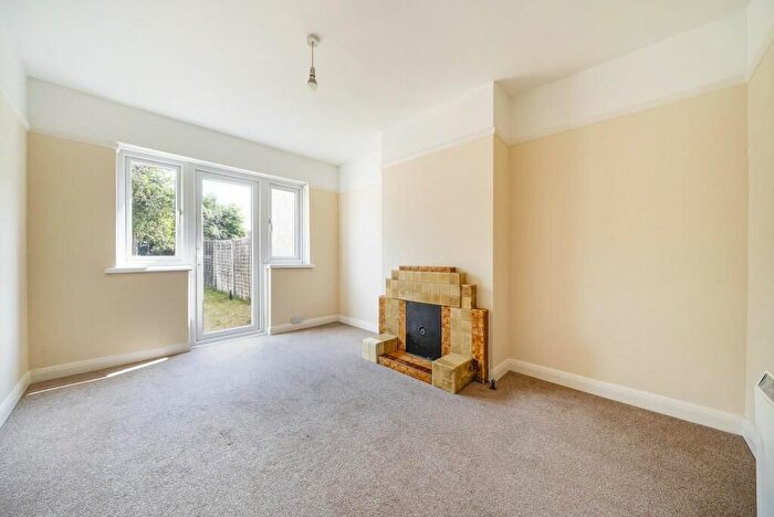3 Bedroom Detached House To Rent In Danetree Road, Epsom, KT19