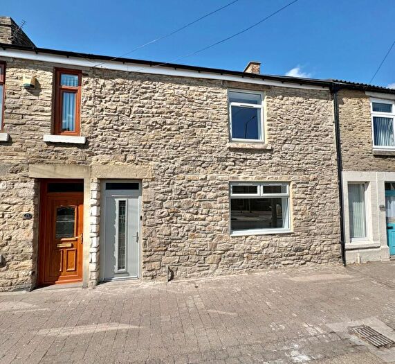 4 Bedroom Terraced House For Sale In High Street, Tow Law, DL13