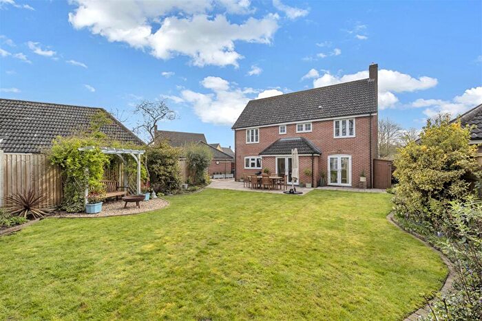 4 Bedroom Detached House For Sale In Grange Mill, Chevington, Bury St. Edmunds, IP29