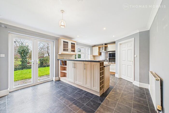 4 Bedroom Detached House For Sale In High Street, Colne, Huntingdon, Cambridgeshire, PE28