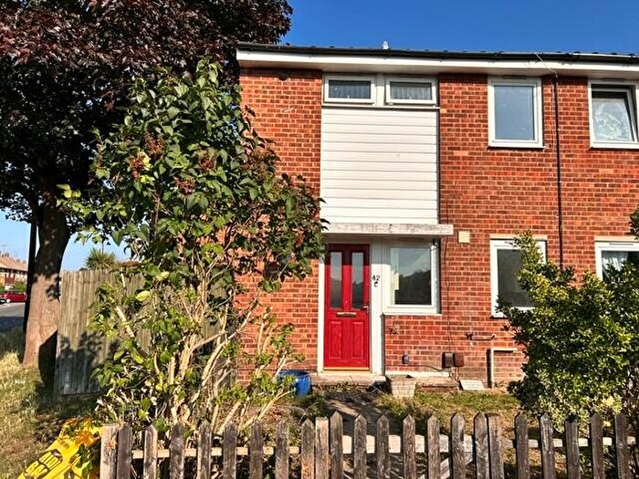 3 Bedroom House To Rent In Winchester Way, Rainham, ME8