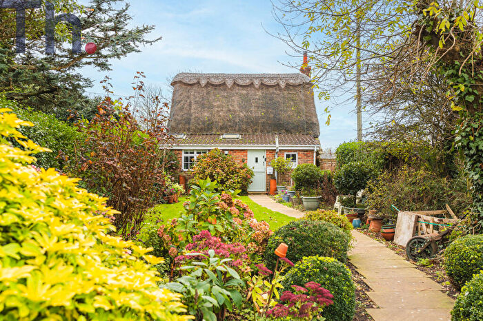 2 Bedroom Cottage For Sale In Chale, Ventnor, Isle Of Wight, PO38