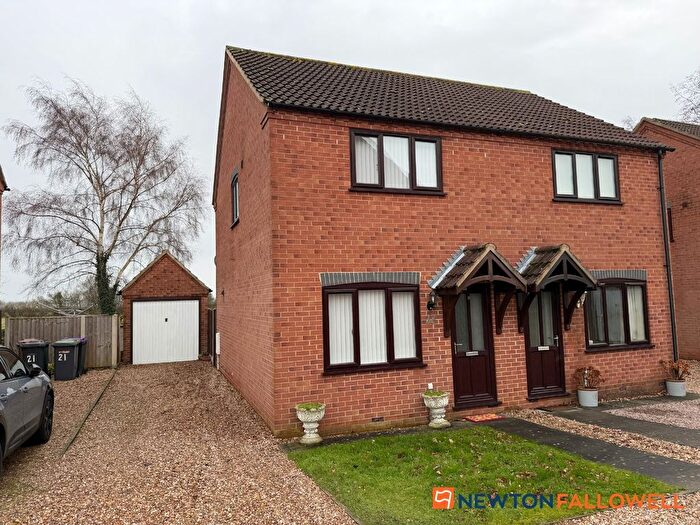 2 Bedroom Semi Detached House For Sale In Maple Drive, Bassingham, LN5