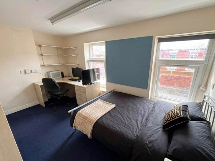 3 Bedroom Terraced House To Rent In Gwennyth House (Flat ), Gwennyth Street, Cathays, CF24