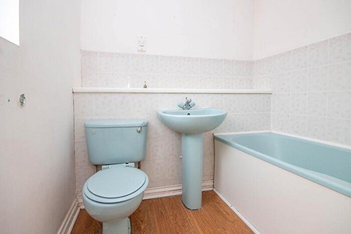 2 Bedroom Terraced House For Sale In Ashurst Bridge, SO40