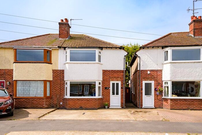 3 Bedroom Semi-Detached House For Sale In George Avenue, Skegness, PE25
