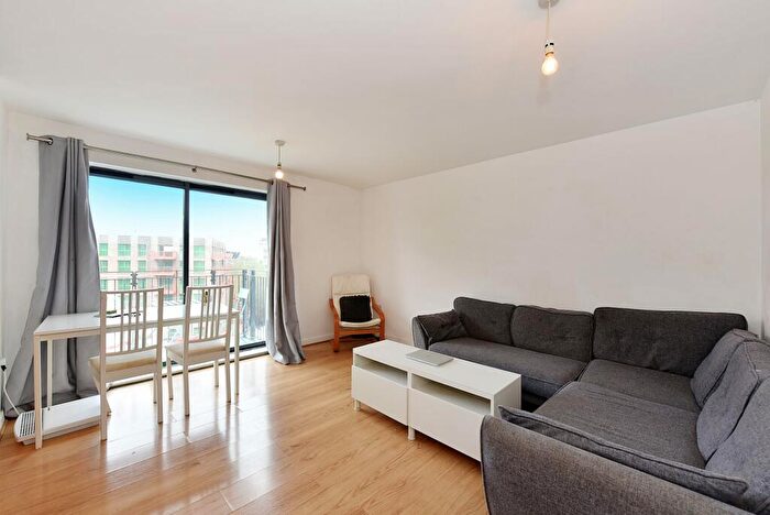 2 Bedroom Flat For Sale In High Street, The Lock Building, E15
