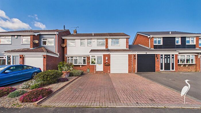 4 Bedroom Detached House For Sale In Hawsker Close, Tunstall, Sunderland, SR3