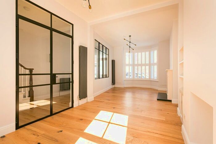 4 Bedroom Property To Rent In Rozel Road, London, SW4