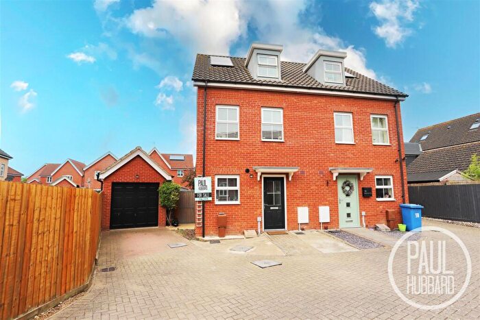 3 Bedroom Semi-Detached House For Sale In Buttermere Way, Carlton Colville, NR33