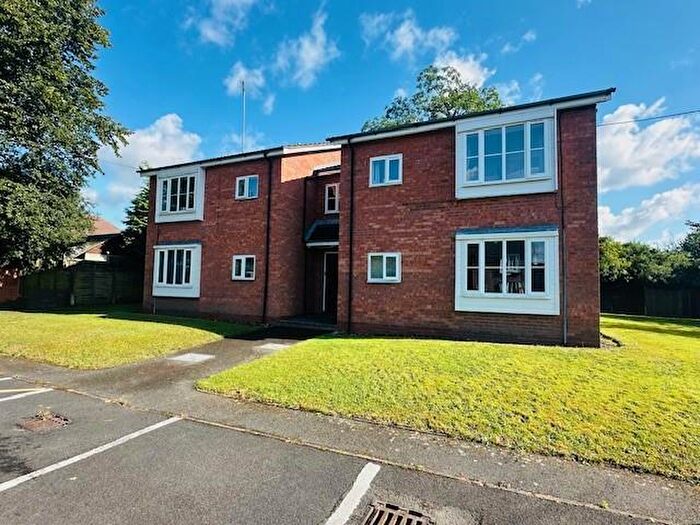 Studio To Rent In Green Leigh, Birmingham, B23