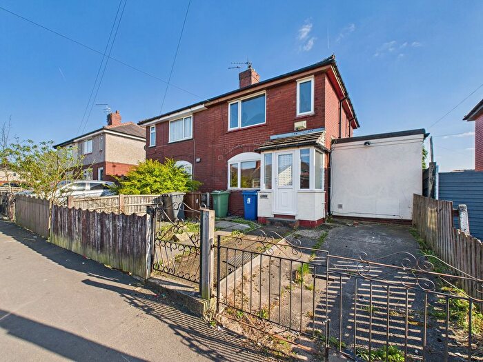 2 Bedroom Semi-Detached House For Sale In Thicknesse Avenue, Wigan, WN6