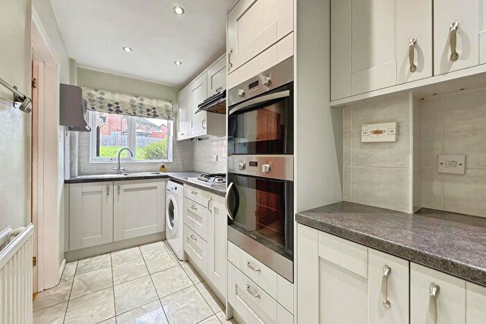 2 Bedroom Terraced House To Rent In Cumberland Way, Wokingham, RG41