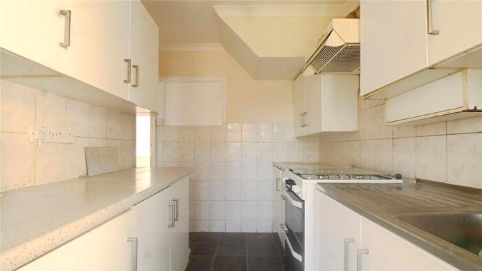 3 Bedroom Semi-Detached House To Rent In Marlborough Road, Bexleyheath, DA7