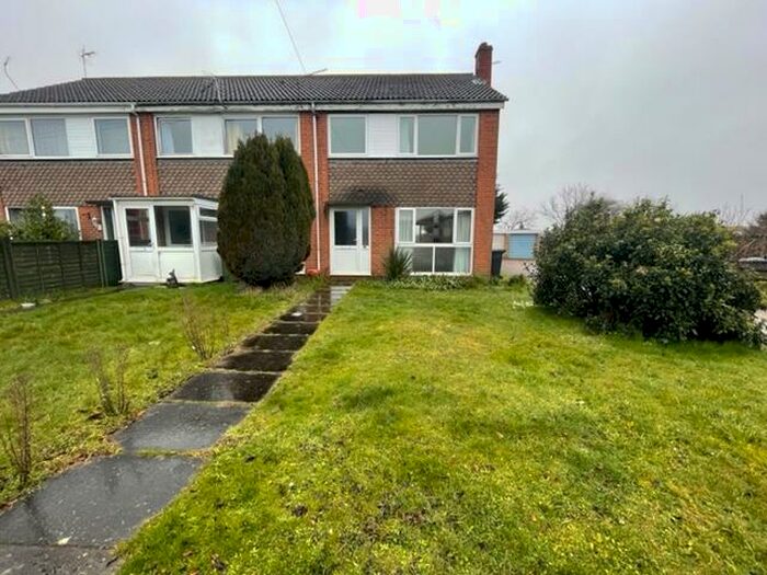 3 Bedroom End Of Terrace House To Rent In Millside, Stalham, Norwich, NR12