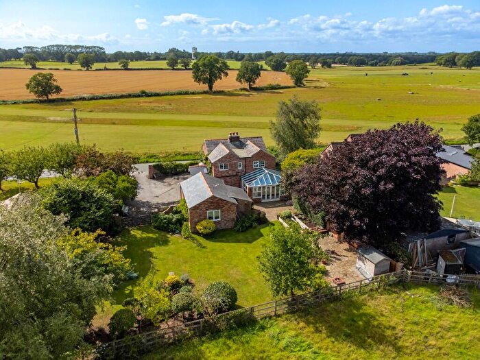 5 Bedroom Detached House For Sale In Snelson Lane, SK11