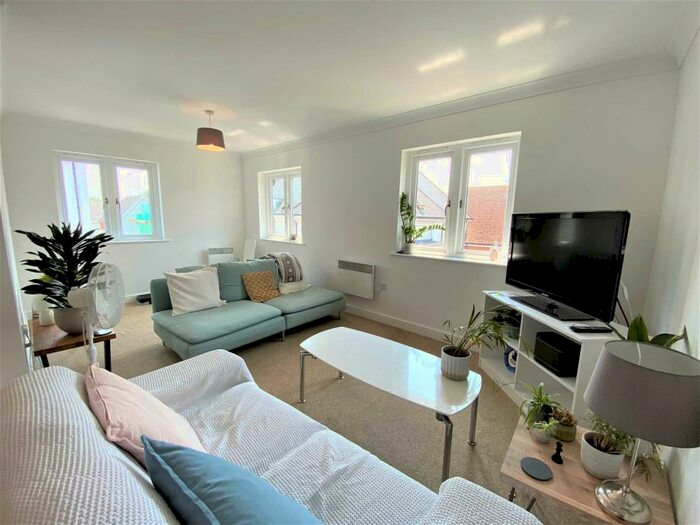 2 Bedroom Apartment To Rent In Old Watling Street, Canterbury, CT1
